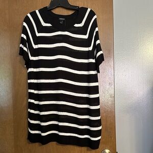 Torrid Black and White Boxy T-Shirt with Peter Pan Collar